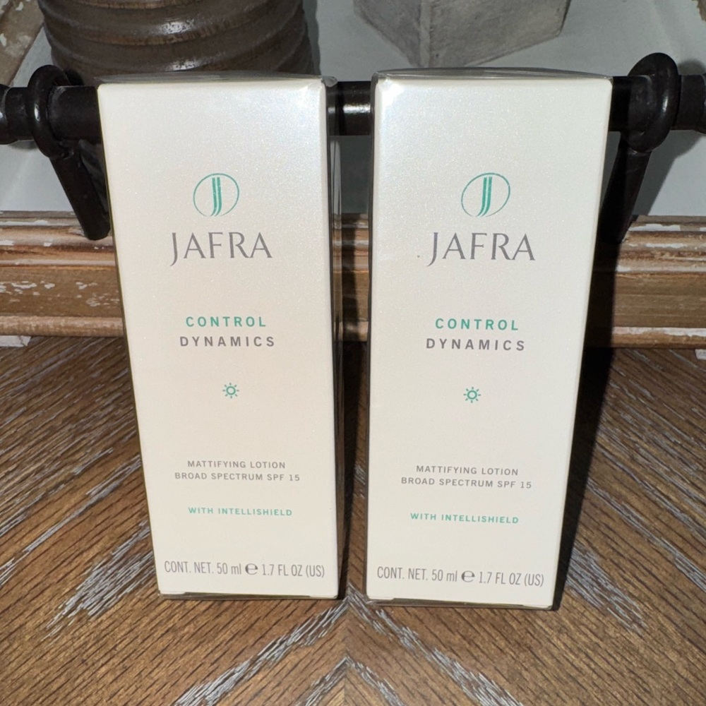 Jafra Control Dynamics SPF 15 set of 2